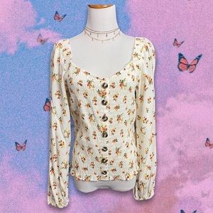 Cottagecore like shirred floral top